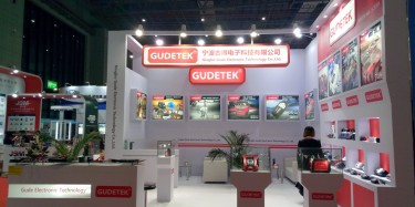 畢加展覽上海汽配展火力全開，現(xiàn)場精美展臺一波一波