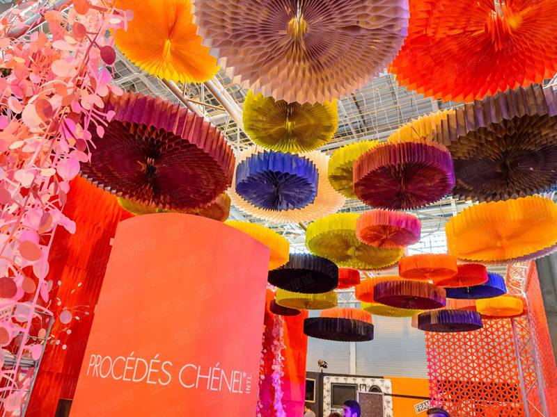 裝飾系列展臺設(shè)計搭建 裝飾系列展臺設(shè)計搭建